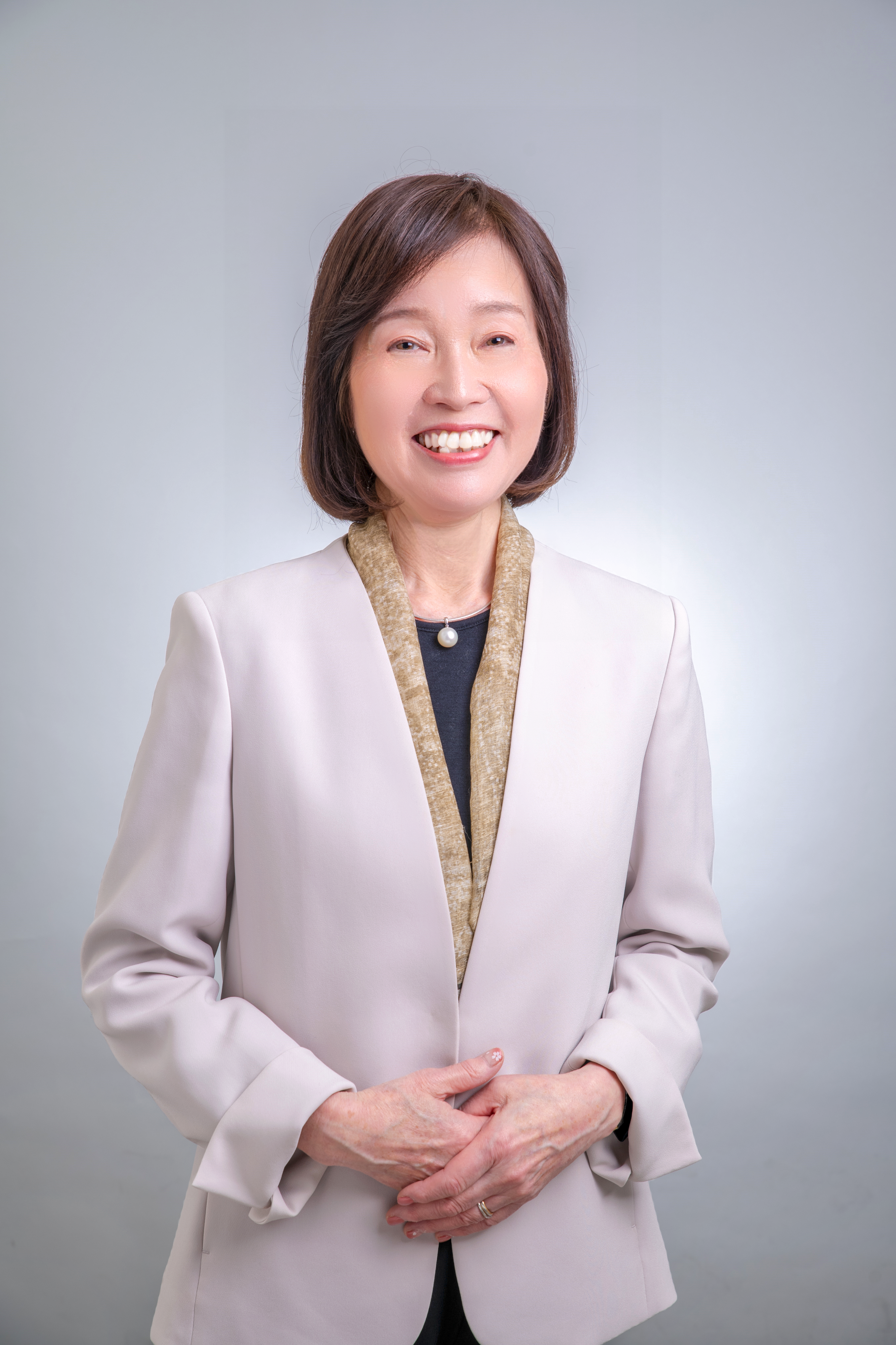 舘野理香のポートレート